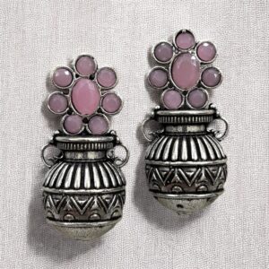 ARYA STUDS - Pink