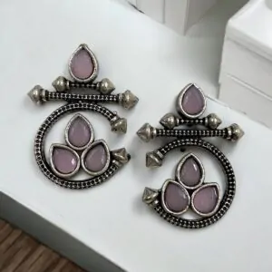 AARVI EARRINGS - Pink