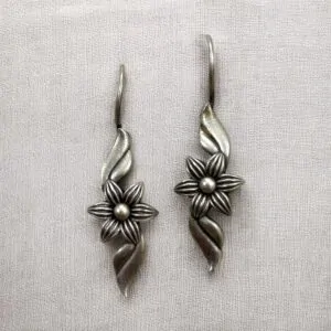 KASHIKA LEAF HOOK EARRINGS
