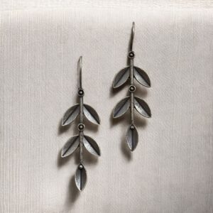 FIZA LEAF HANGINGS