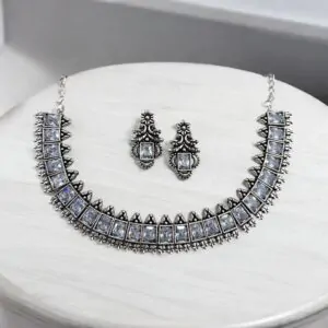 AVISHA CHOKER SET